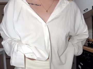 Vanesabrazzle Chaturbate stream image from March 16, 2026