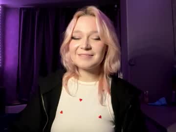 Rosalinaikerd Chaturbate stream image from March 16, 2026