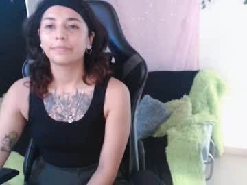 Jaadee18 Chaturbate stream image from March 16, 2026
