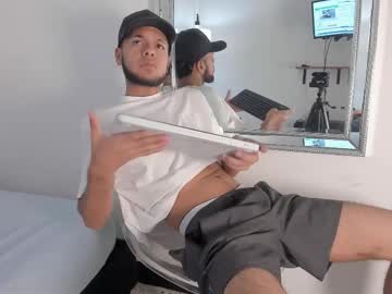 Saamhunterr Chaturbate stream image from March 16, 2026