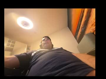 Schosch01 Chaturbate stream image from March 16, 2026