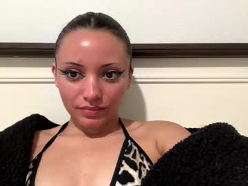 Eyesfurjennifer Chaturbate stream image from March 16, 2026