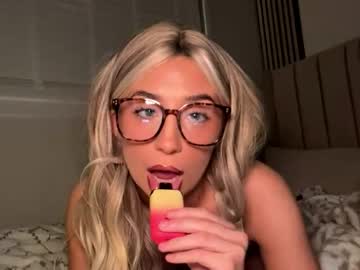 Aaliyahhlove Chaturbate stream image from March 16, 2026