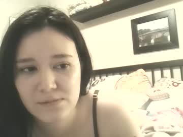 Arrosemoi Chaturbate stream image from March 17, 2026