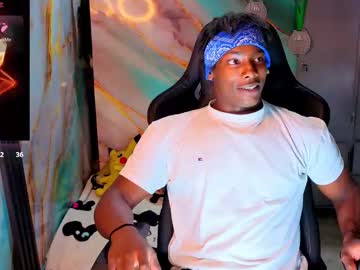 Maxmuscle10 Chaturbate stream image from March 17, 2026