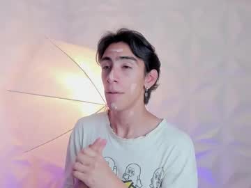 Uyukie Chaturbate stream image from March 17, 2026