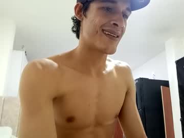 Kikeortiz1808 Chaturbate stream image from March 17, 2026