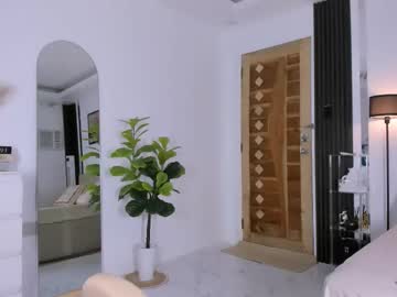 Sophiaarmani Chaturbate stream image from March 17, 2026