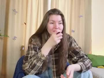 Celineswiatkowski Chaturbate stream image from March 17, 2026