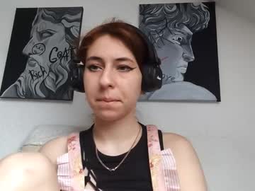 Christiappeling Chaturbate stream image from March 17, 2026