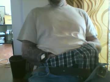 Gustavo729042 Chaturbate stream image from March 17, 2026