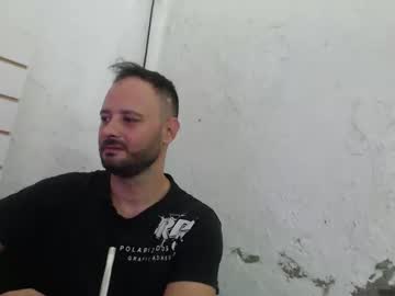 Arield85 Chaturbate stream image from March 17, 2026