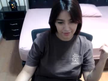 Isa_Foxy Chaturbate stream image from March 17, 2026