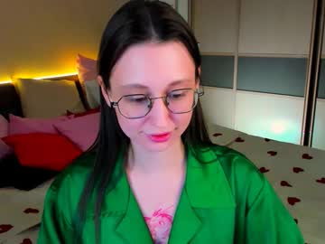 Yourlovelystoryy Chaturbate stream image from March 17, 2026
