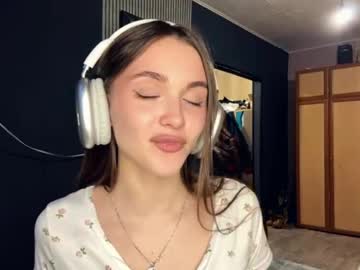 Veluxe Chaturbate stream image from March 17, 2026