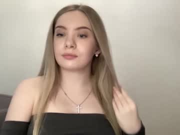 Polishangel222 Chaturbate stream image from March 17, 2026