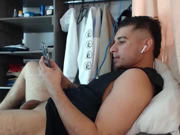 Ryan_21000 Chaturbate stream image from March 17, 2026