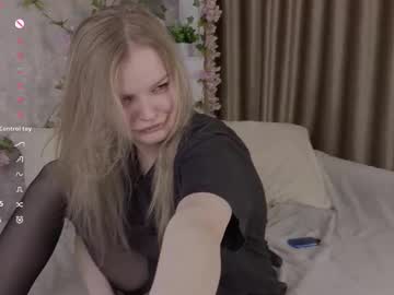 Shellyboom Chaturbate stream image from March 17, 2026