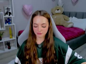 Melaniealves Chaturbate stream image from March 17, 2026