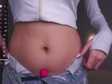 Margarethowell Chaturbate stream image from March 17, 2026