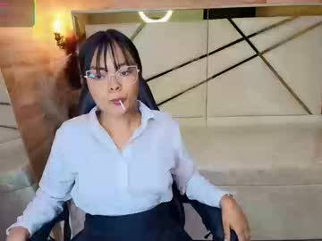 Aisha_Leenss_R Chaturbate stream image from March 17, 2026