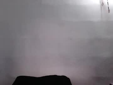 Vicctorzc Chaturbate stream image from March 17, 2026