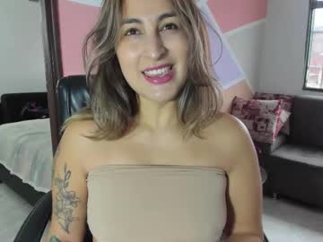 Maiaconnor Chaturbate stream image from March 17, 2026