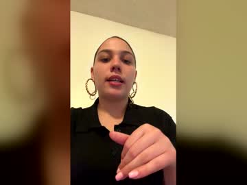 Blueiiiyedgoddess Chaturbate stream image from March 18, 2026