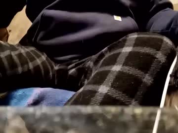 Looking4bush Chaturbate stream image from March 18, 2026
