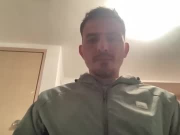 Exitoalejo88 Chaturbate stream image from March 18, 2026
