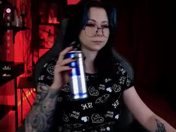 Wesleegray Chaturbate stream image from March 18, 2026