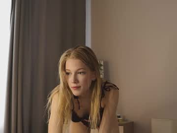 La_Belle_ Chaturbate stream image from March 18, 2026