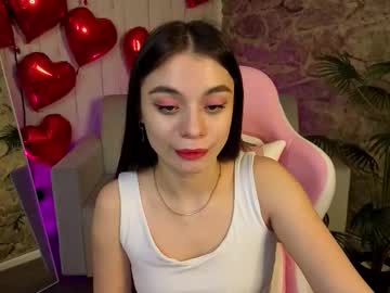 Sweetblushie Chaturbate stream image from March 18, 2026