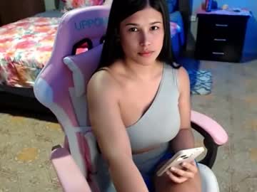 Danielahot813 Chaturbate stream image from March 18, 2026