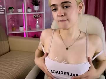 Oxcy_Live Chaturbate stream image from March 18, 2026