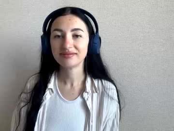 Joanneyarbro Chaturbate stream image from March 18, 2026