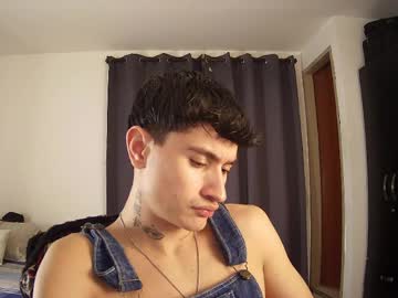 Ariaskeylor04 Chaturbate stream image from March 18, 2026