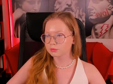 Rosselovve Chaturbate stream image from March 18, 2026