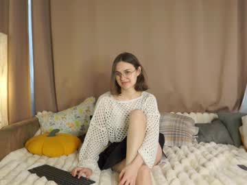 Eloisaranft Chaturbate stream image from March 18, 2026