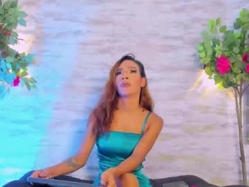 Nicolemadrird Chaturbate stream image from March 18, 2026