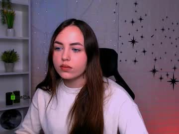 Polly_Rosse Chaturbate stream image from March 18, 2026