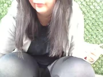 Itsbustymommy Chaturbate stream image from March 18, 2026