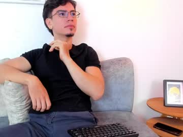 Manu_Ferx Chaturbate stream image from March 18, 2026