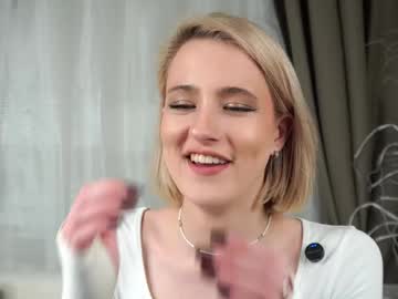 Mayclose Chaturbate stream image from March 18, 2026