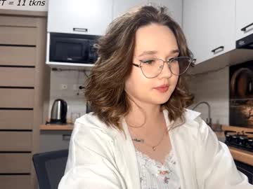 Vanesabrazzle Chaturbate stream image from March 18, 2026