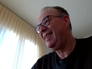Cheer2u Chaturbate stream image from March 18, 2026