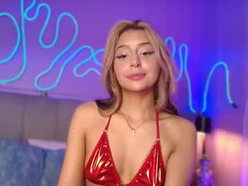 Sofly_S Chaturbate stream image from March 18, 2026
