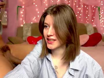 Marinaxmonroe Chaturbate stream image from March 18, 2026
