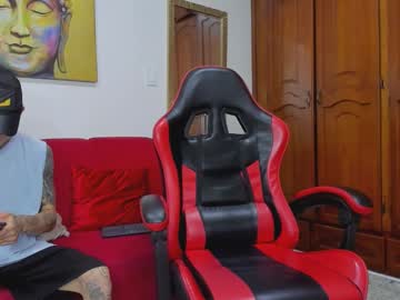 Yake_Elizabeth Chaturbate stream image from March 18, 2026
