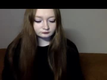 Vikippink Chaturbate stream image from March 18, 2026